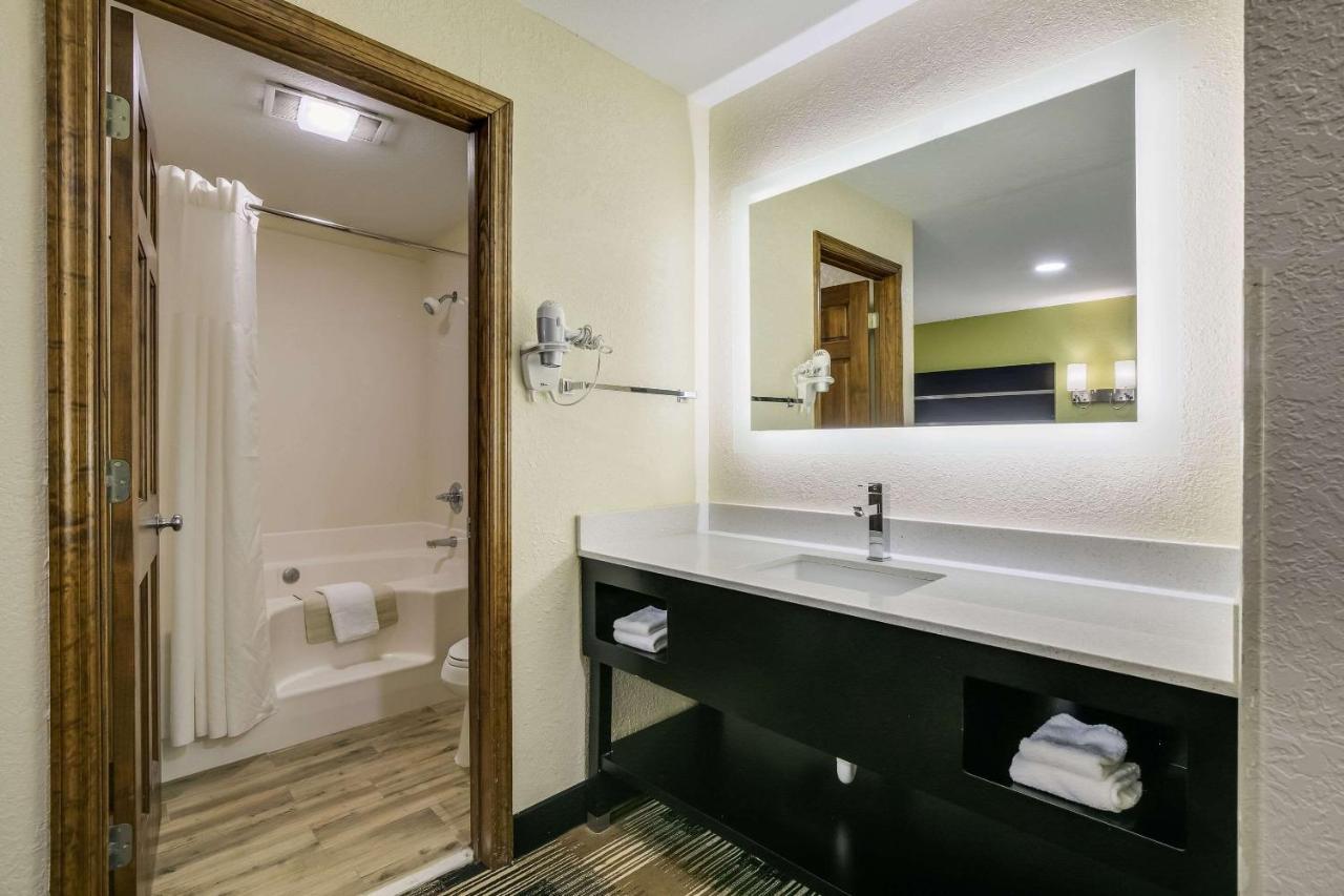 Quality Inn & Suites Mt Chalet Clayton Esterno foto